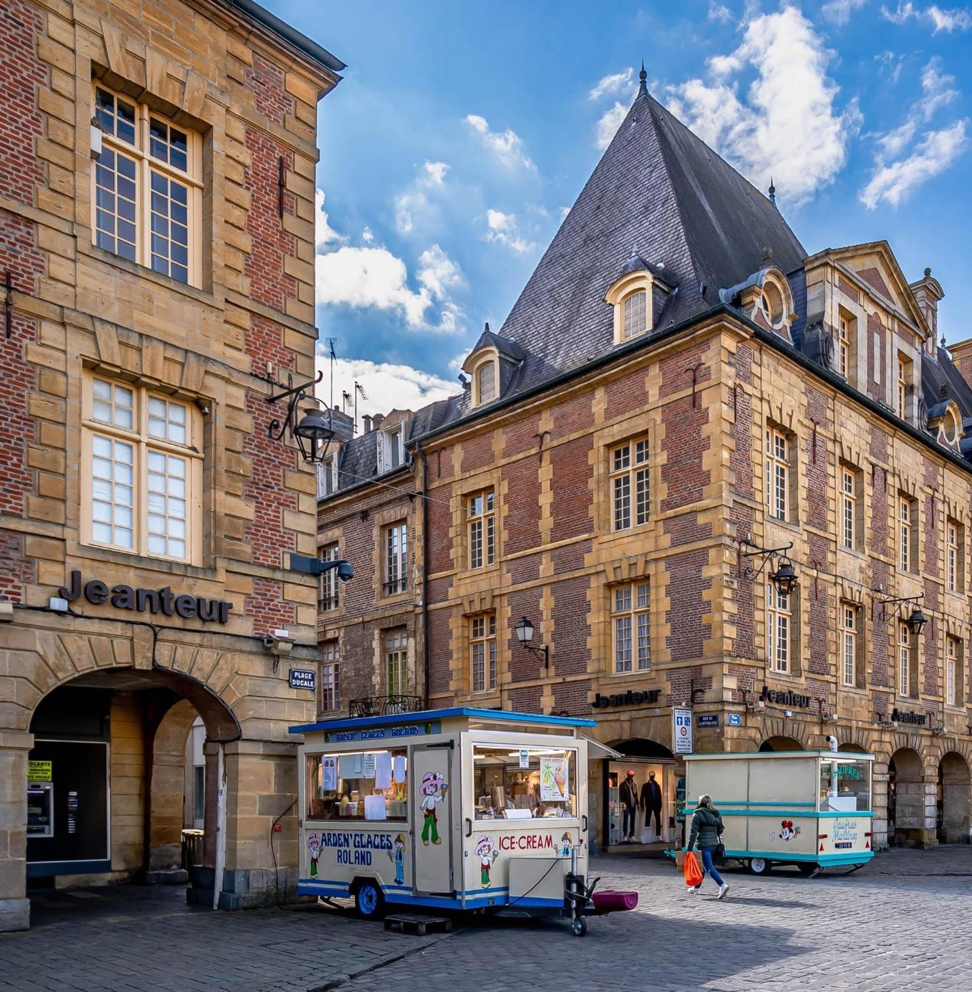 Le Petit Ardennais Charleville-Mézières Dış mekan fotoğraf